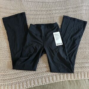 Winder Under SmoothCover HR Flared Pant - Lululemon